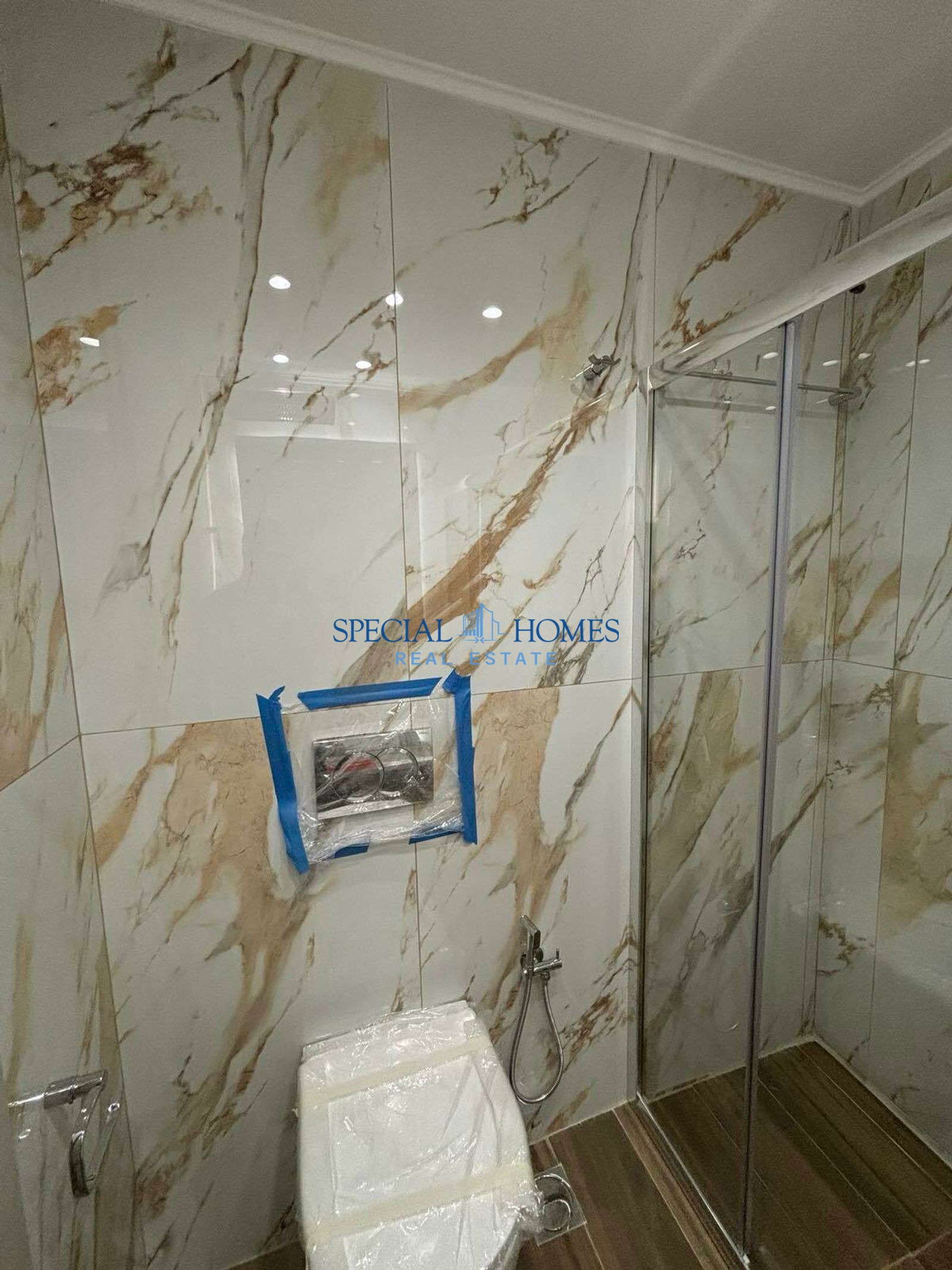 GOLDEN DEAL S.M.S.A.