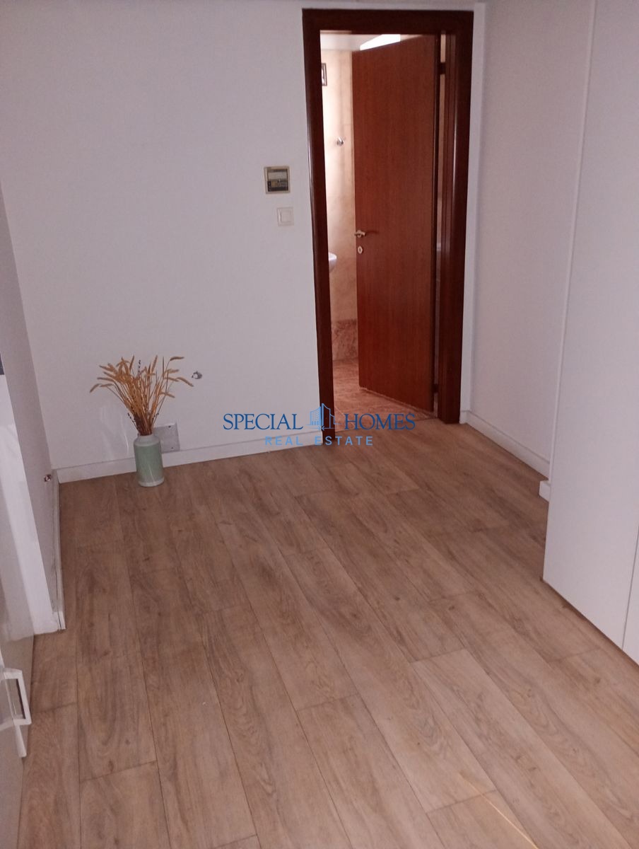 c6dcfc5b0aa3495b9efff77bb8a9ce2a